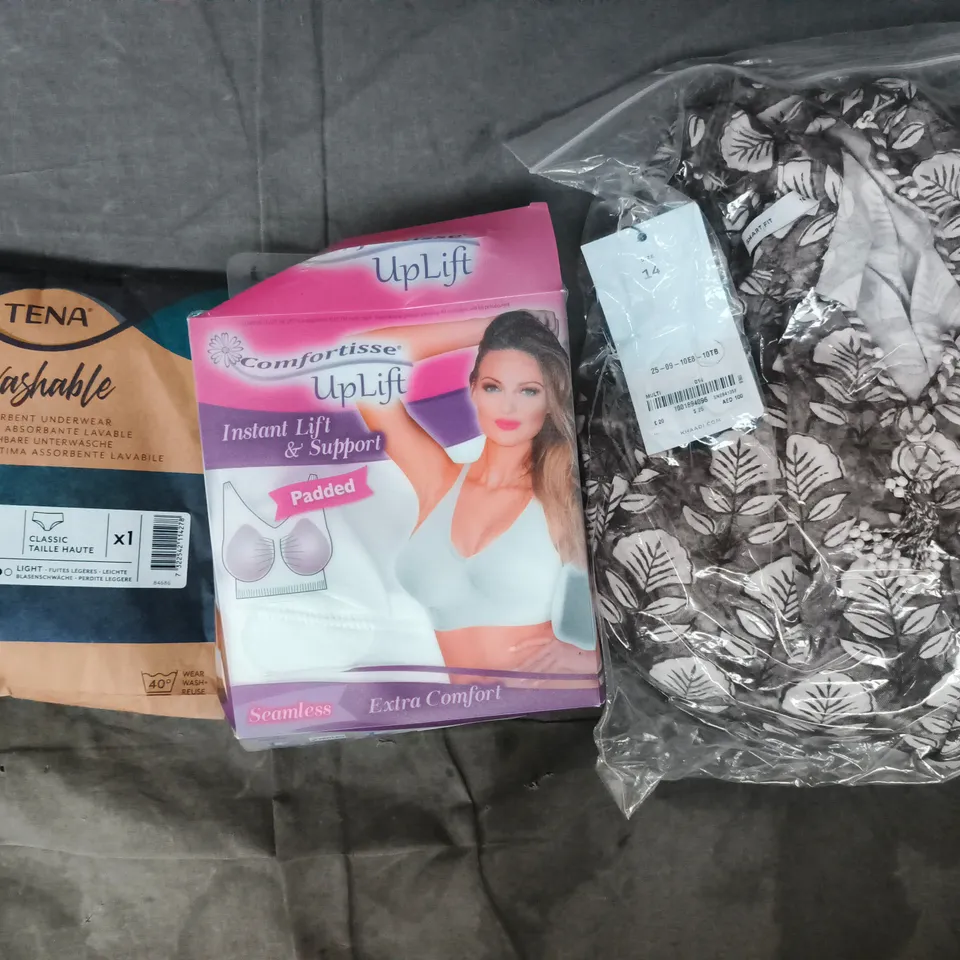 APPROXIMATELY 20 ASSORTED CLOTHING AND FASHION PRODUCTS IN VARIOUS STYLES AND SIZES - COLLECTION ONLY