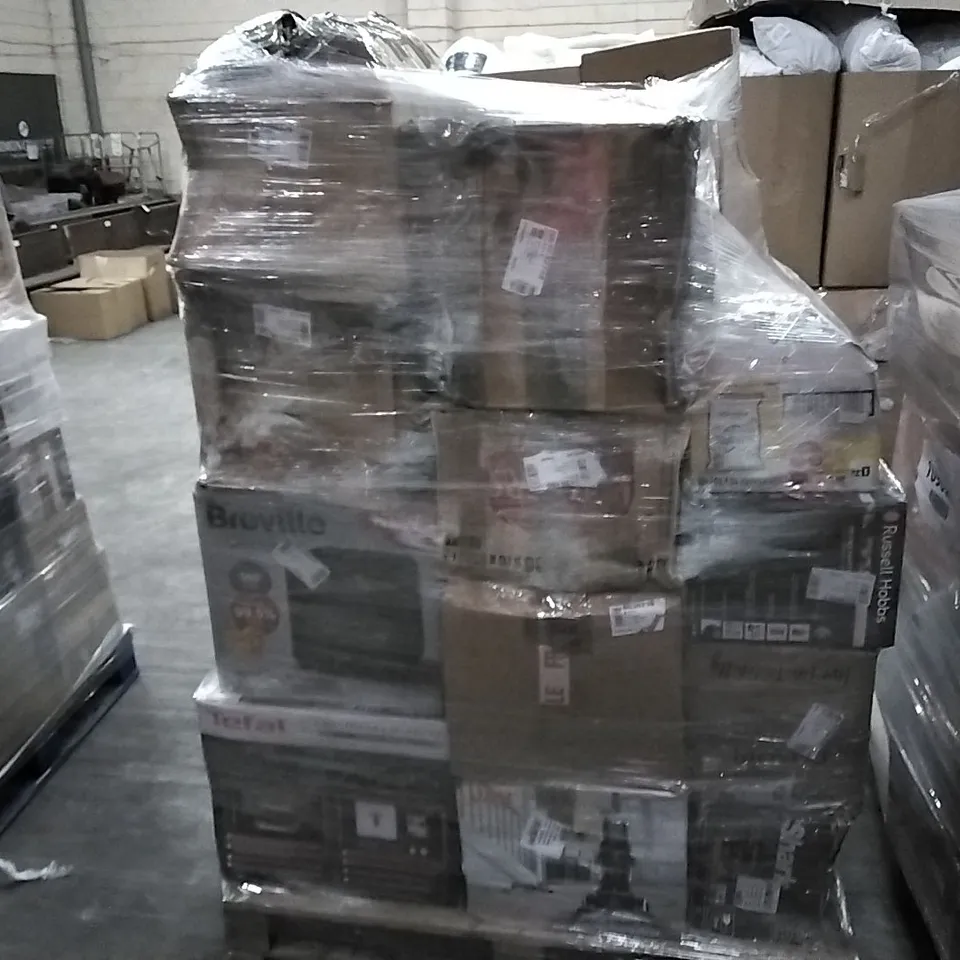 PALLET OF APPROXIMATELY 23 UNPROCESSED RAW RETURN HOUSEHOLD AND ELECTRICAL GOODS TO INCLUDE;