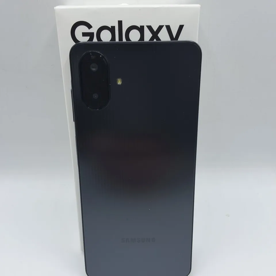 BOXED SAMSUNG GALAXY A07 4/64GB IN BLACK - SM-A075F