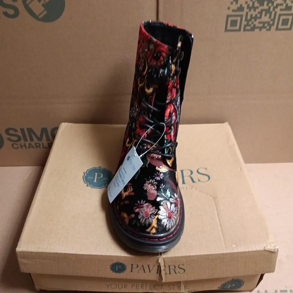 BOXED PAIR OF PAVERS WOMEN'S BLACK & RED FLORAL ANKLE BOOTS - 4