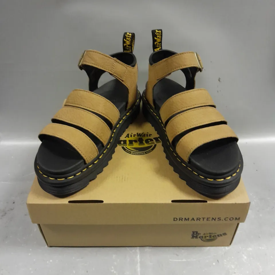 BOXED PAIR OF DR MARTENS BLAIRE SAVANNAH TAN SANDALS - 6.5