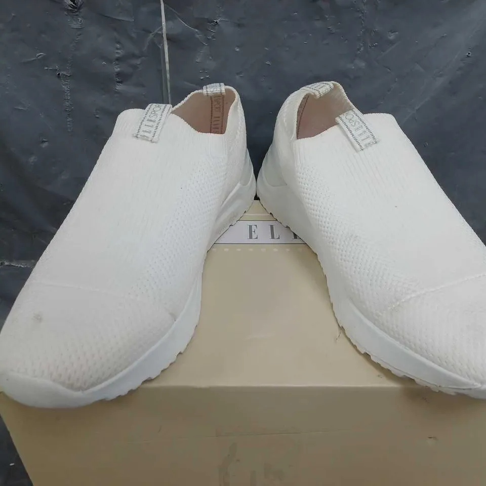 BOXED ELLESPORT FITTED SLIP ON TRAINERS IN WHITE - SIZE 7