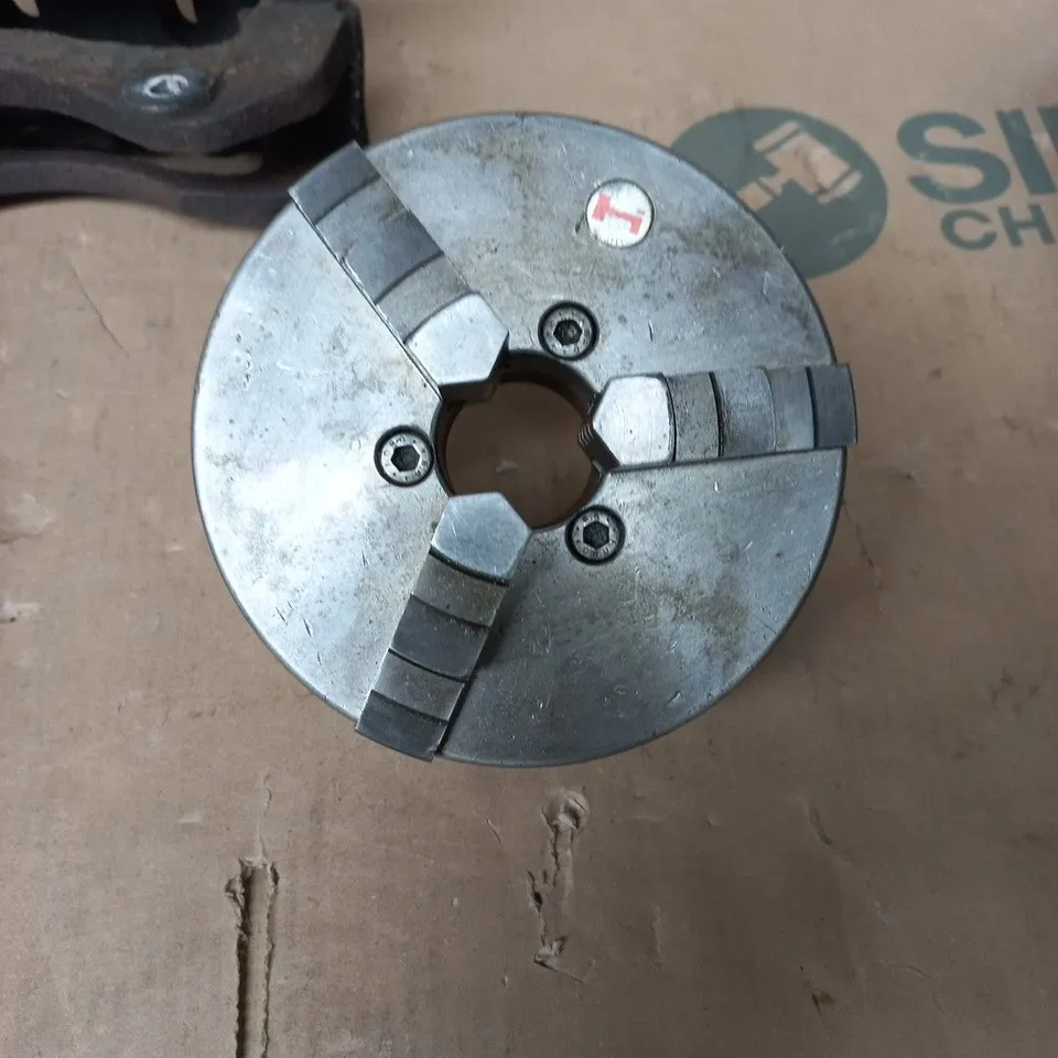 DC MOTOR WITH GEARBOX AND 3-JAW LATHE CHUCK – WORKSHOP COMPONENTS