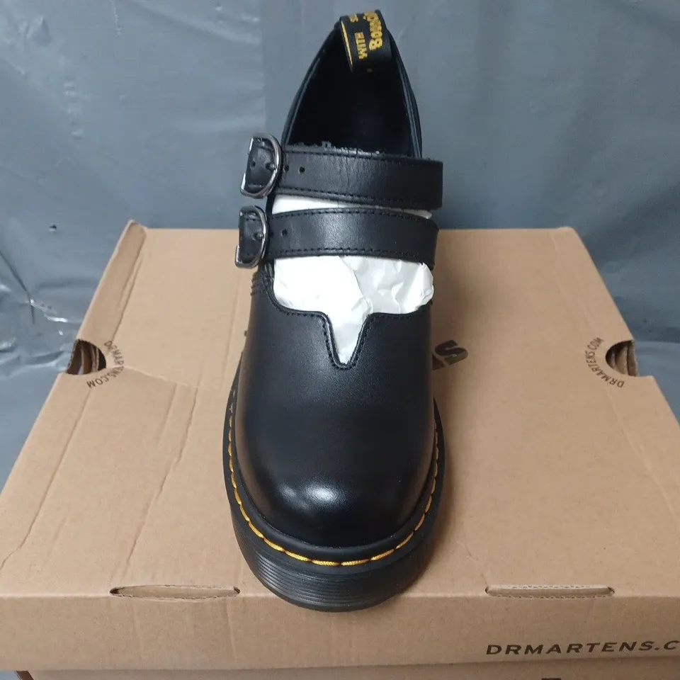 BOXED PAIR OF DR MARTENS EVIEE HEELED SHOES IN BLACK - UK 6
