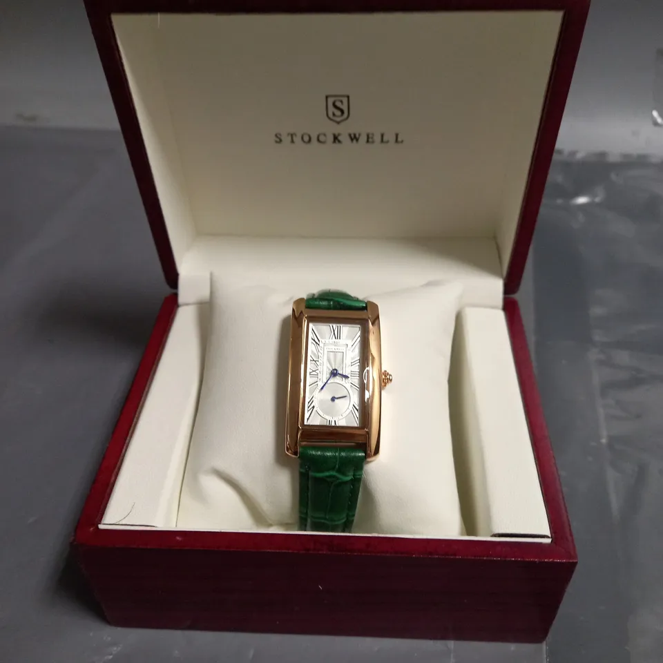 STOCKWELL TEXTURED DIAL WATCH WITH SUB DIAL MINUTE HAND IN GOLD/GREEN