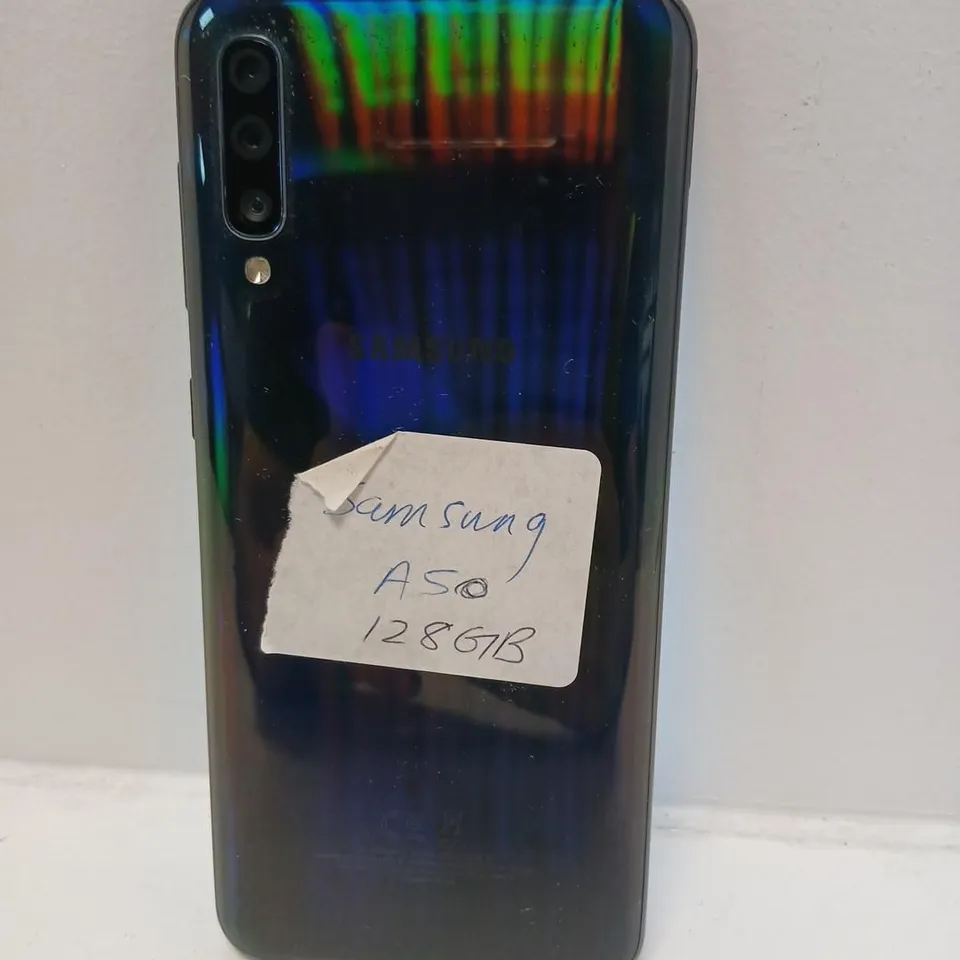 SAMSUNG GALAXY A50 – 128GB (GRADIENT BLACK) SMARTPHONE