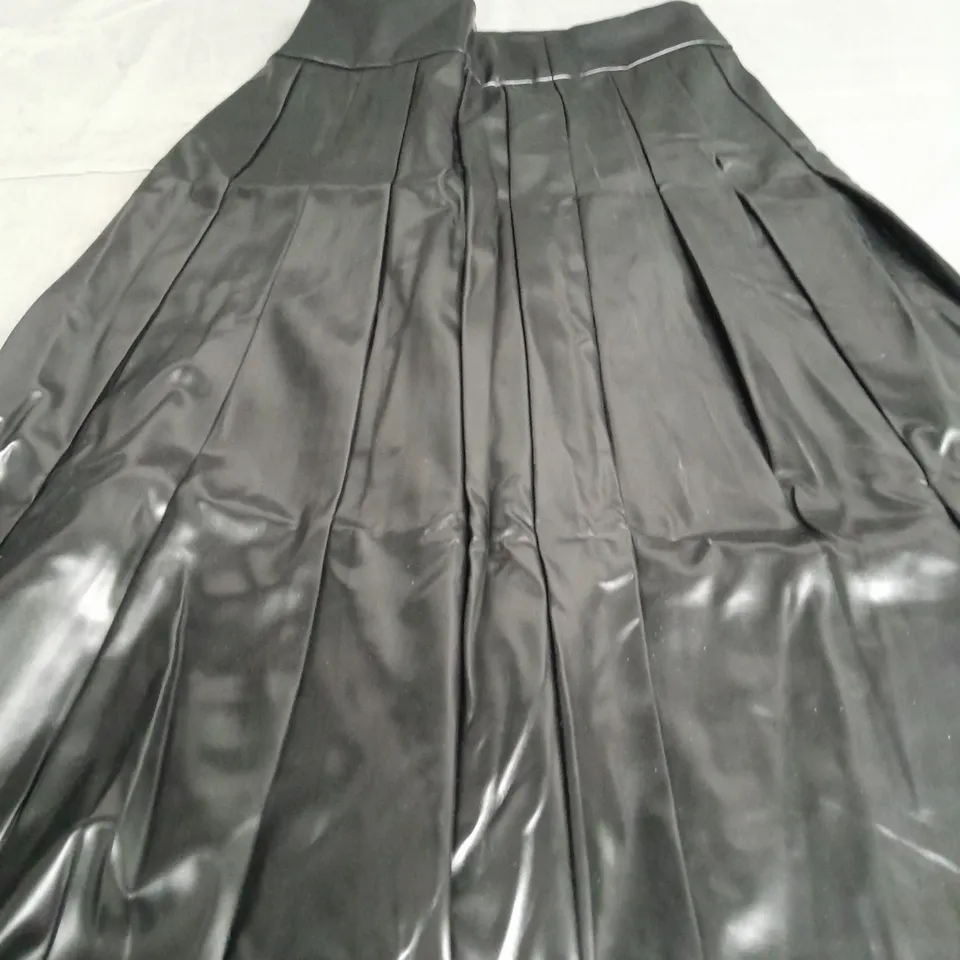 CIDER BLACK LONG SKIRT - SMALL