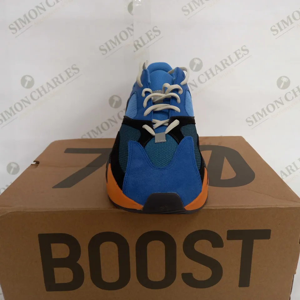 ADIDAS YEEZY BOOST 700 TRAINER - UK 11