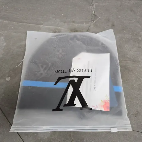 LOUIS VUITTON BEANIE 