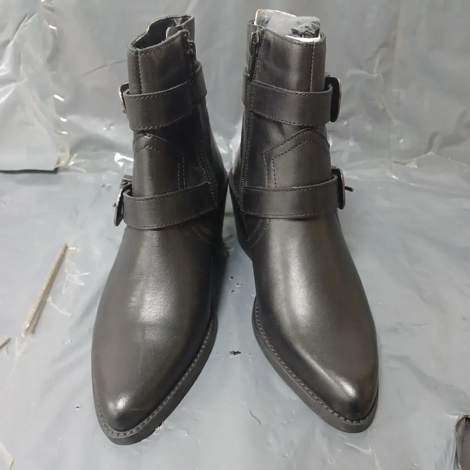 BOXED PAIR OF BLACK LEATHER ANKLE BOOTS - SIZE 36