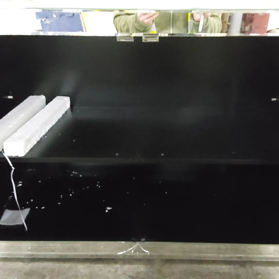 DESIGNER MIRRORED 2-DOOR SIDEBOARD