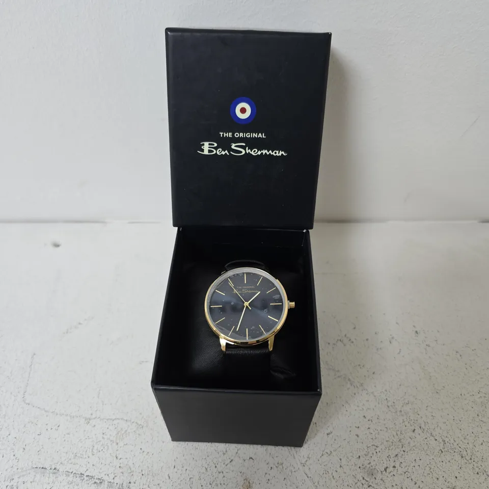 BOXED BEN SHERMAN NAVY DIAL WRISTWATCH WITH BLACK LEATHER STRAP