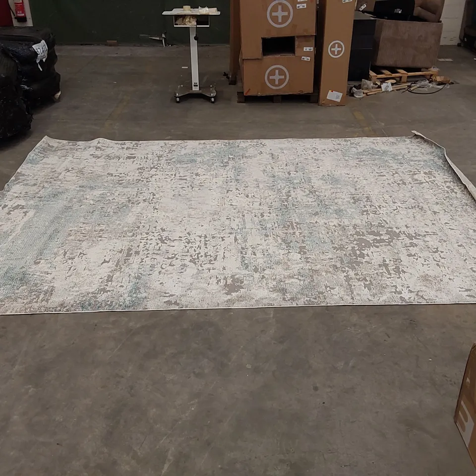 EDGEWORTH MACHINE WOVEN RUG - 380 x 275CM
