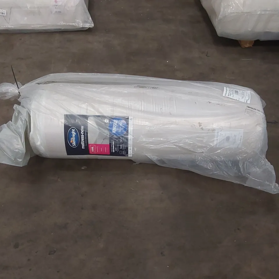 QUALITY BAGGED AND ROLLED SILENTNIGHT 5' KING SIZE MATTRESS 