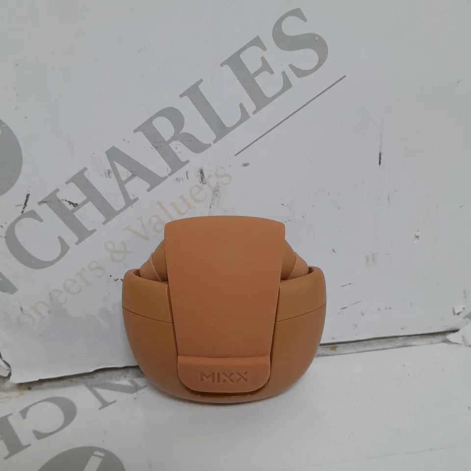 MIXX STREM BUDS BLEND 3 WIRELESS EARBUDS WITH MAGNETIC FLIPTOP SILICON COVER