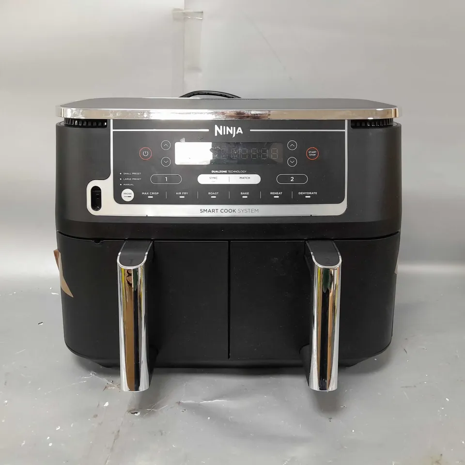 BOXED NINJA FOODI MAX DUALZONE AIR FRYER AF451UK