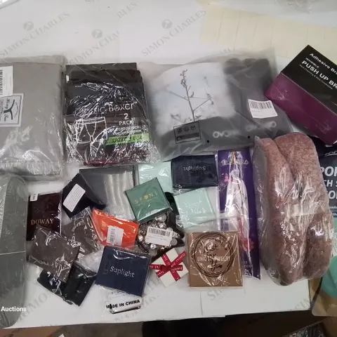 BOX CONTAINING MIXED FASHION ITEMS, CLOTHING, SILVER PLATE AND COSTUME JEWELLERY ETC