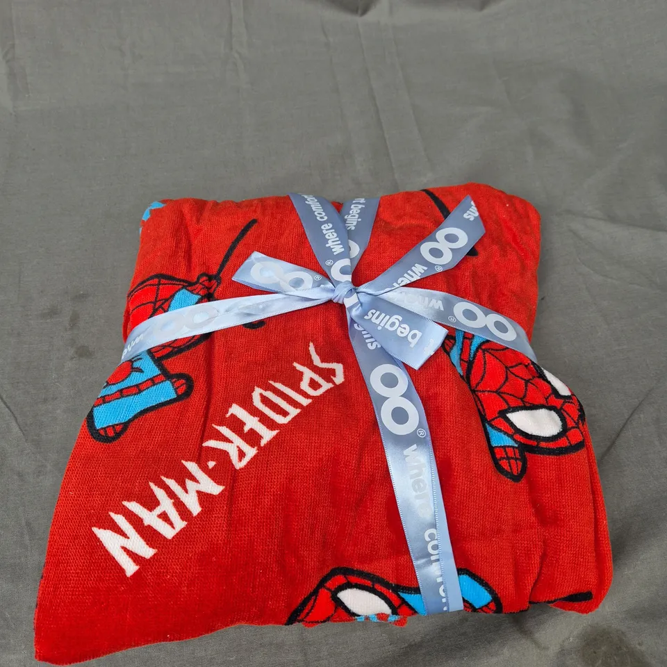 BAGGED BEACH OODIE TOWEL - SPIDERMAN- KIDS