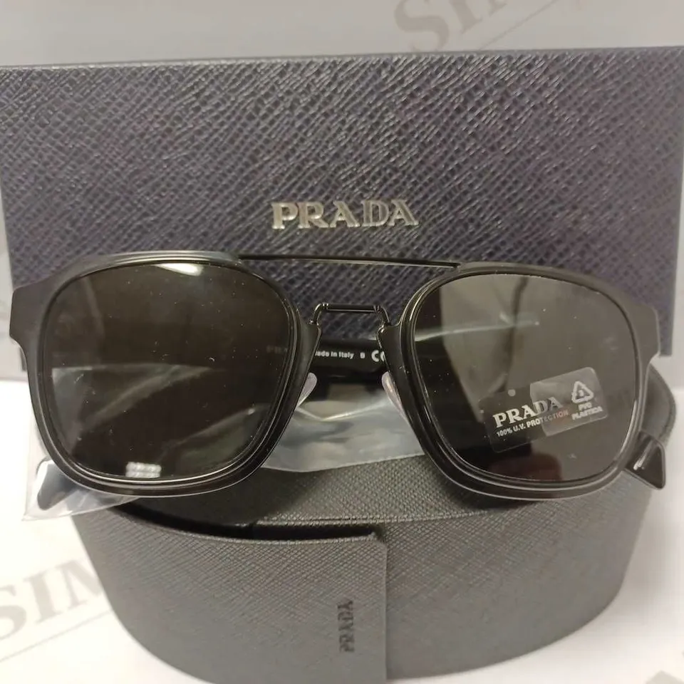 PRADA PR 07WS DARK GREY/BLACK SUNGLASSES