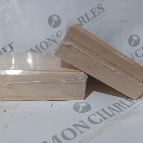 SET OF 2 DESIGNER WOODEN JEWELLERY BOXES (14X9X5CM)