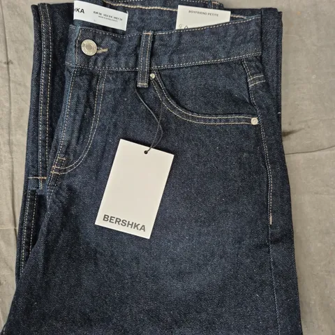 BERSHKA BOYFRIEND PETITE JEANS IN DARK BLUE SIZE UK 8