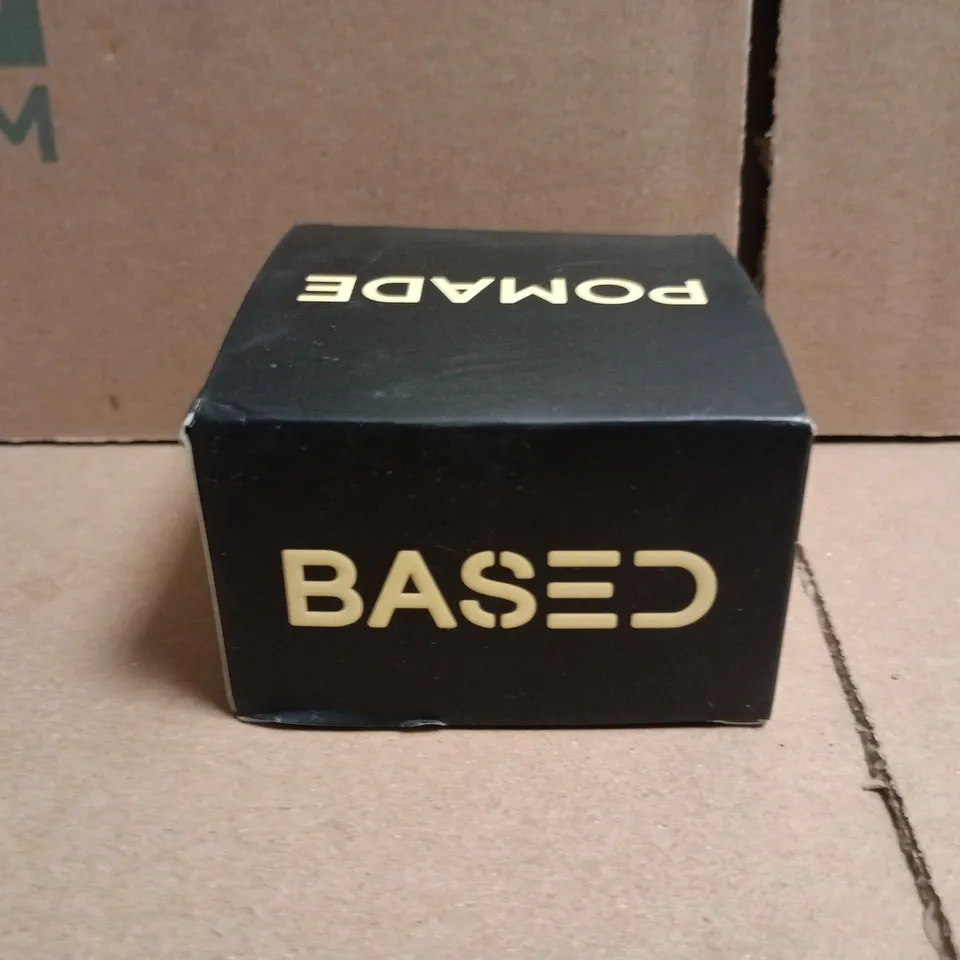 BASED FORMULATED POMADE (85ML)