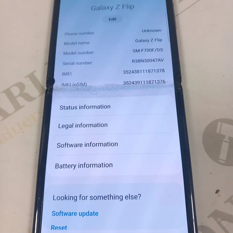 SAMSUNG GALAXY Z FLIP MOBILE PHONE