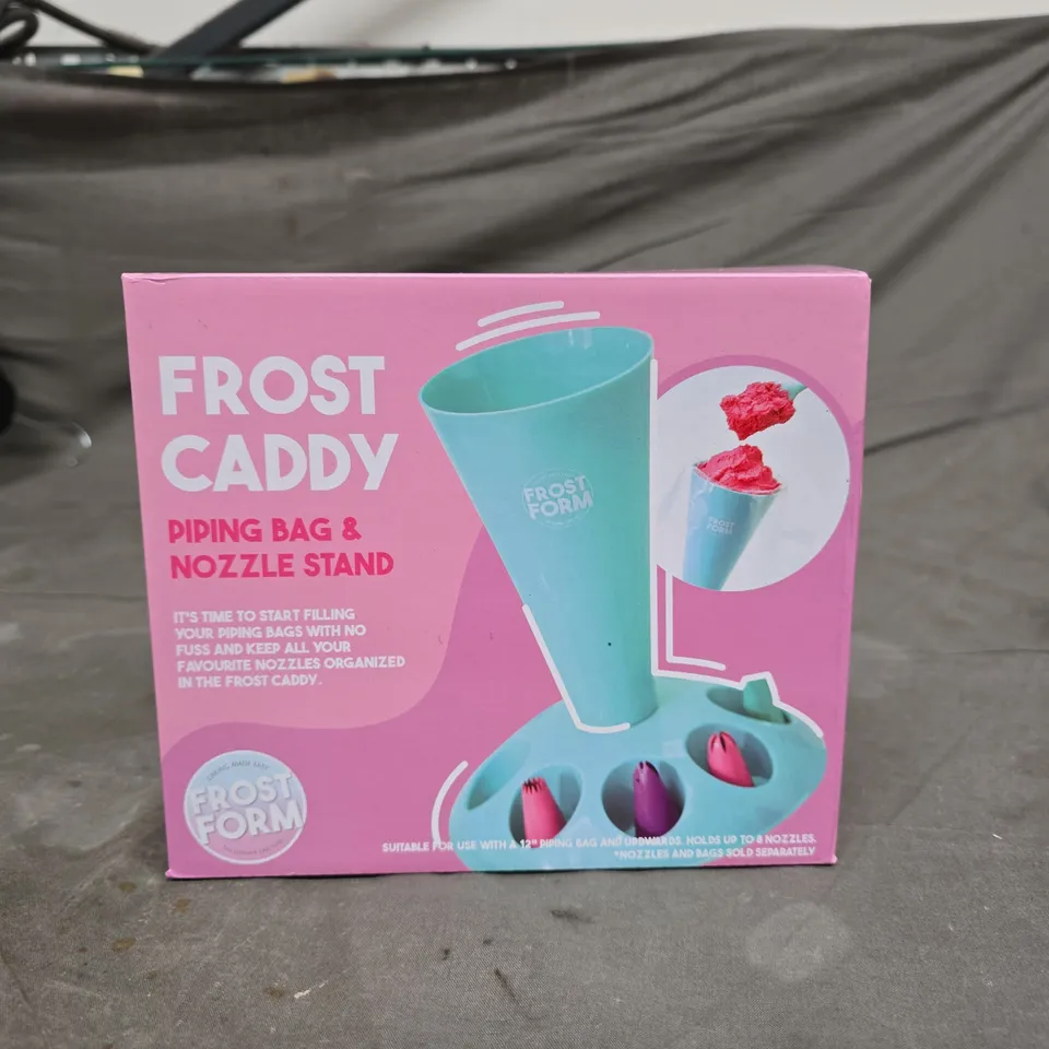 FROST CADDY PIPING BAG & NOZZLE STAND – CAKE DECORATING ACCESSORY