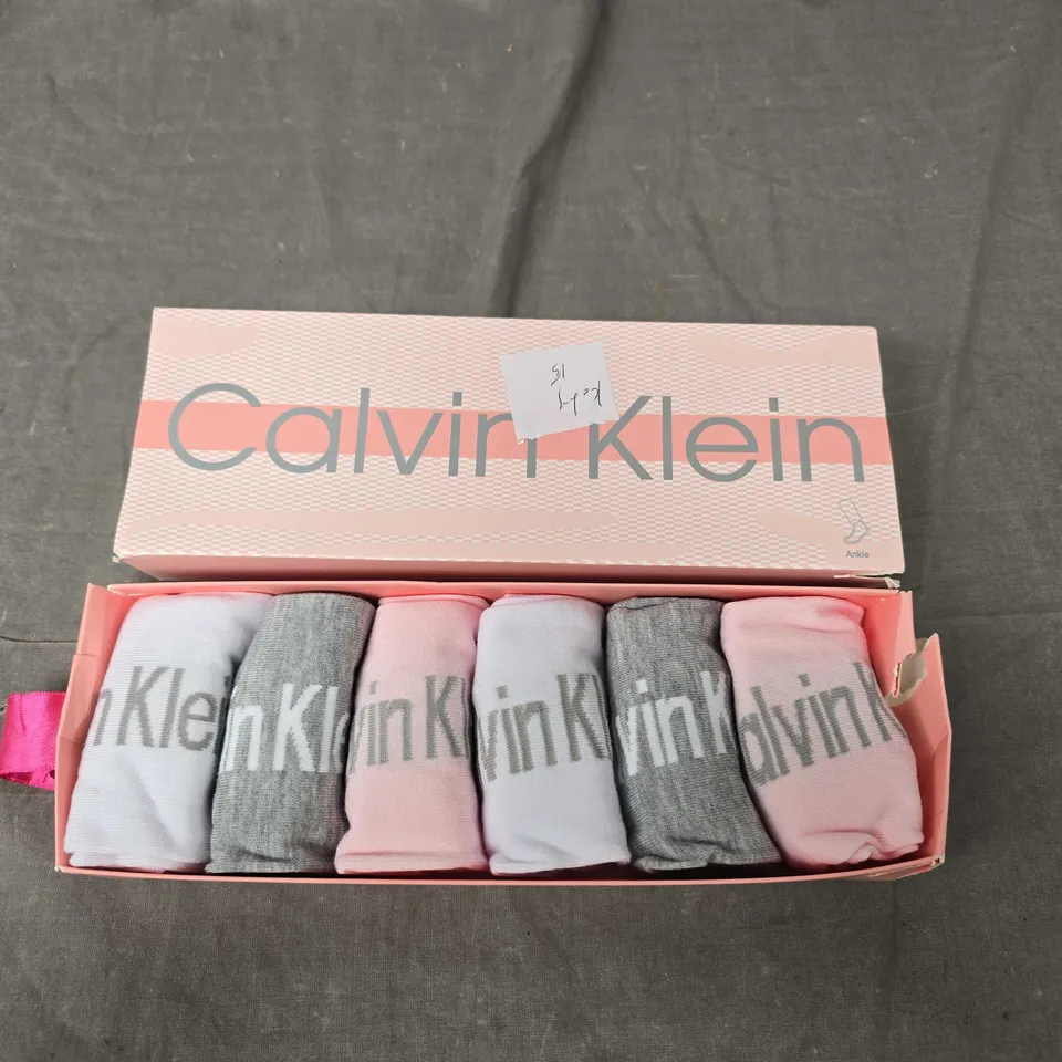 BOXED CALVIN KLEIN ANKLE SOCKS SET