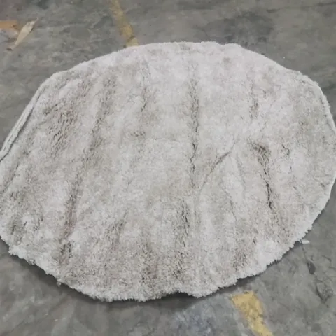 QUALITY DESIGNER AREA RUG - APPROXIMATELY 180X180CM
