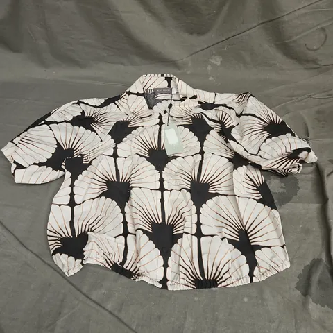 MINT VELVET SHIRT IN NEUTRAL SHELL PRINT SIZE L