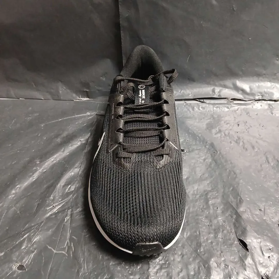 BOXED PAIR OF NIKE BLACK KNIT RUNNING SHOES –UK SIZE 8.5