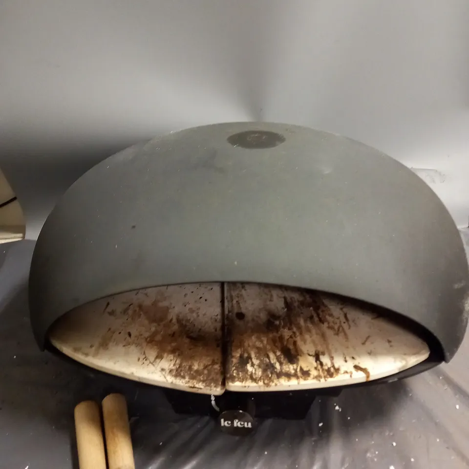 BOXED LE FEU TURTLE 2.0 PIZZA OVEN - COLLECTION ONLY