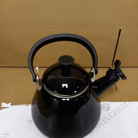 LE CREUSET KONE STOVE-TOP KETTLE WITH WHISTLE