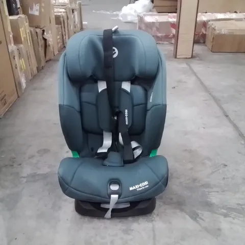 MAXI-COSI TITAN S I-SIZE CAR SEAT