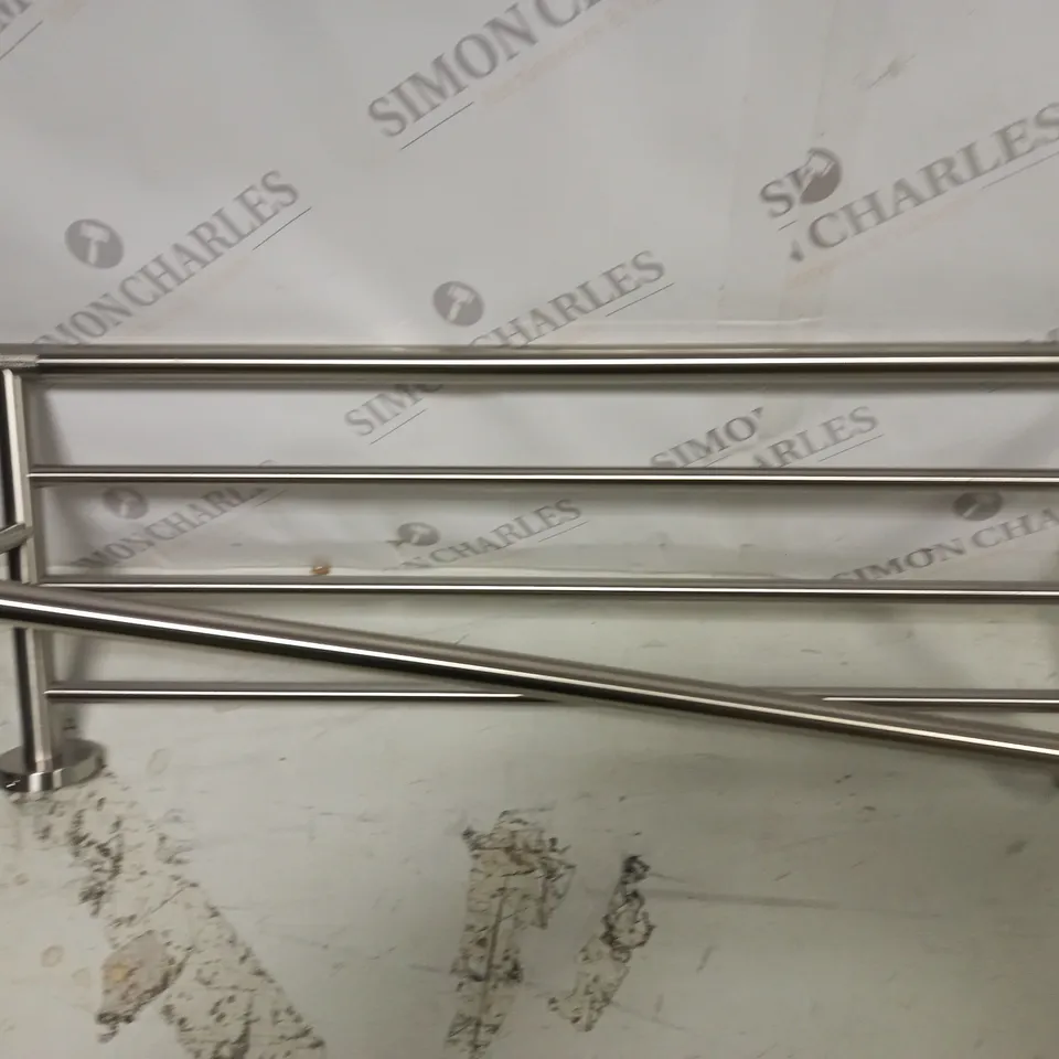BRUSHED METAL TOWEL RAIL 