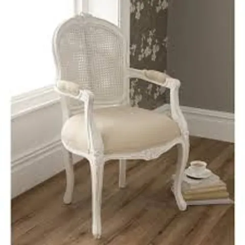 BRAND NEW BOXED HOMESDIRECT365 LA ROCHELLE ANTIQUE FRENCH STYLE RATTAN CHAIR