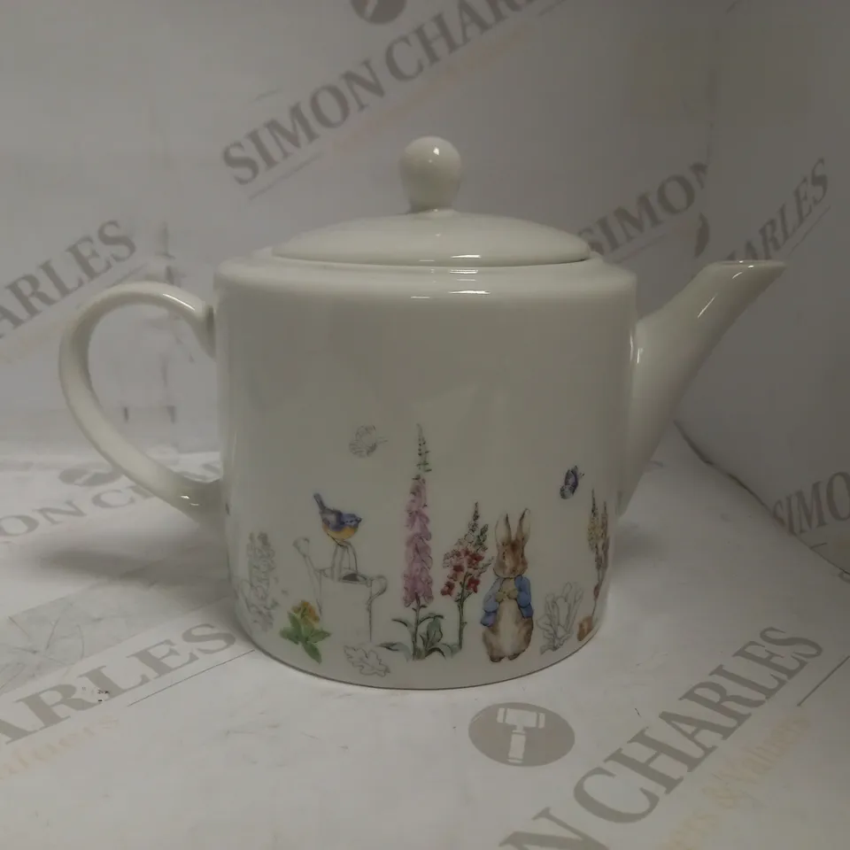 PETER RABBIT STOW GREEN CLASSIC PORCELAIN TEA POT