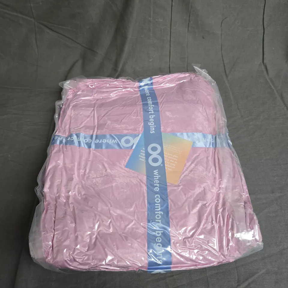 SEALED OODIE ADULT OVERSIZED HOODED BLANKET - PINK