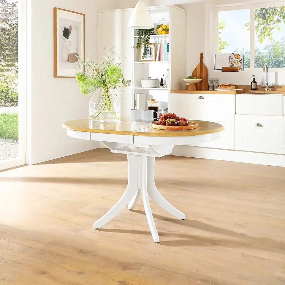 BOXED HUDSON ROUND EXTENDING DINING TABLE, 90 - 120CM, NATURAL OAK FINISH & WHITE SOLID WOOD HARDWOOD (1 BOX)