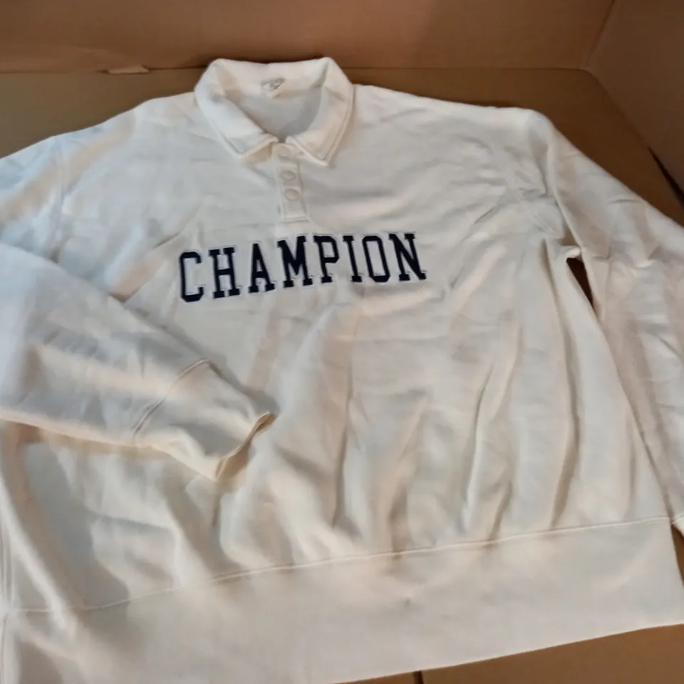 CHAMPION COLLARED JUMPER IN WHITE - XL