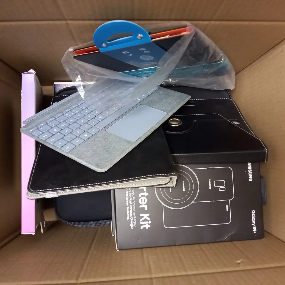 APPROXIMATELY 10 ASSORTED HOUSEHOLD & ELECTRICAL PRODUCTS TO INCLUDE SAMSUNG CHARGING KIT, TARGUS KICKSTAND CASE, MATTE PHOTO PAPER ETC 
