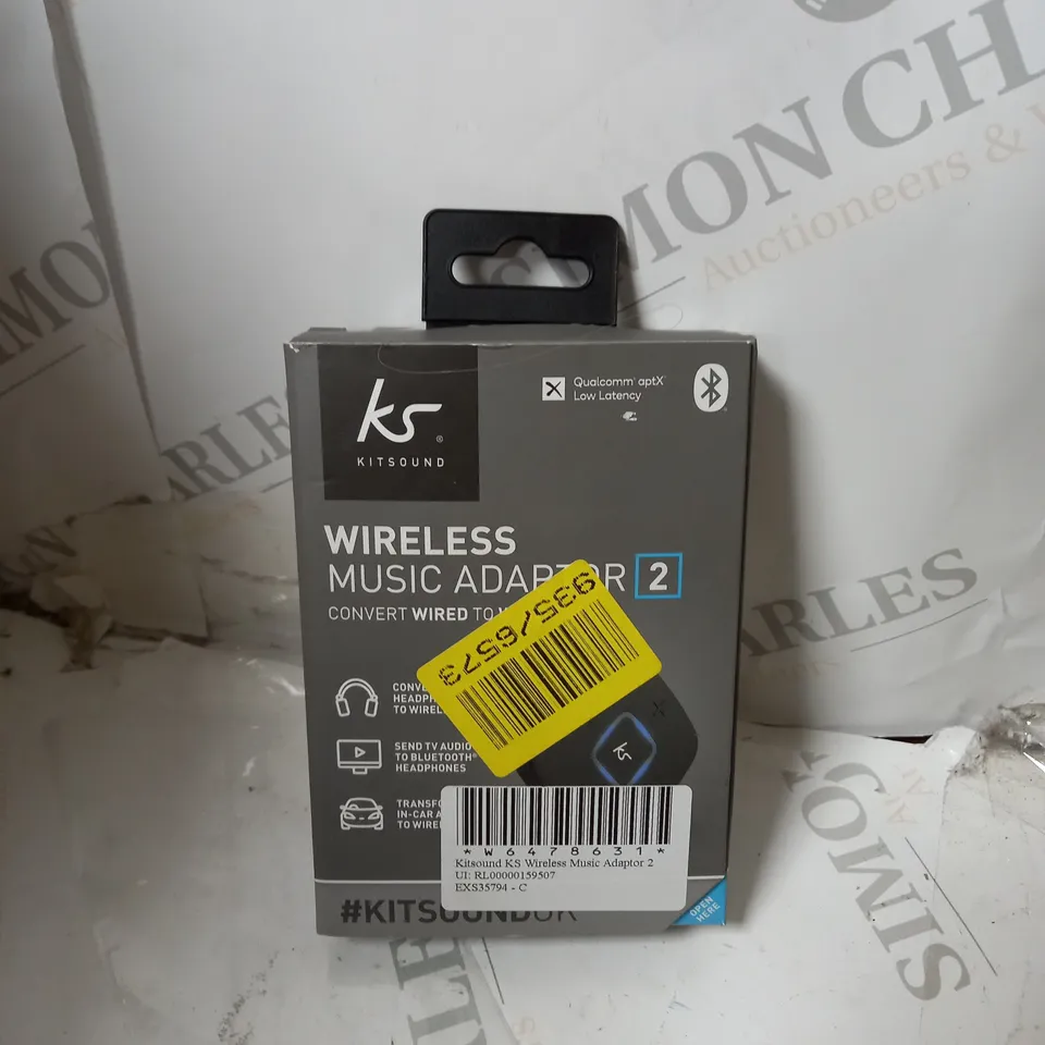 BOX OF 27 KITSOUND MYFM 2 CAR ADAPTORS 