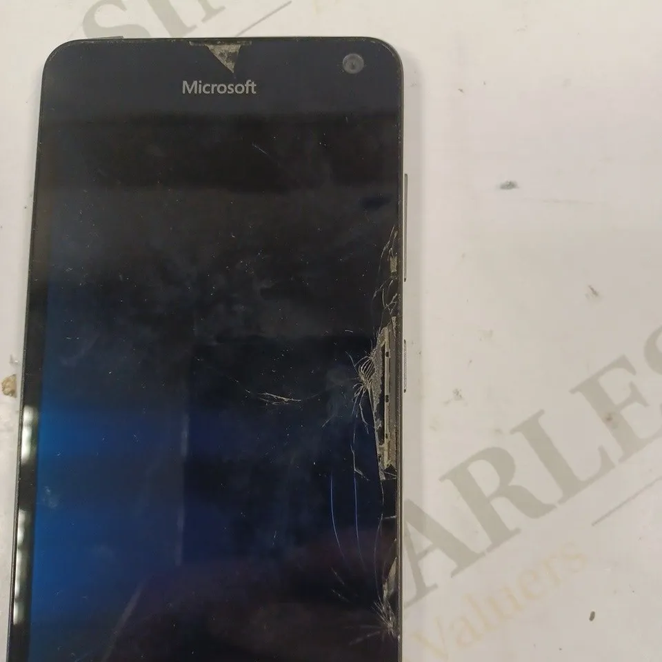 MICROSOFT LUMIA 650 MOBILE PHONE - WHITE 