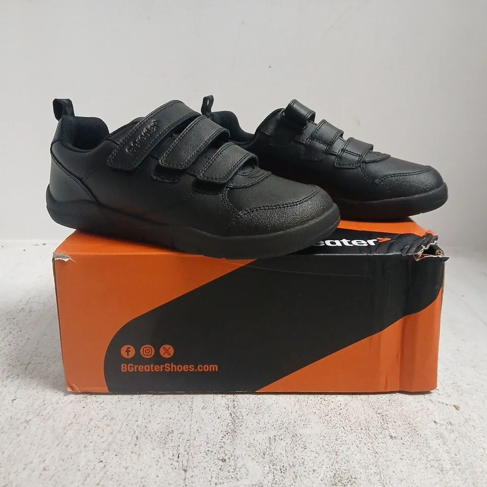 BOXED PAIR OF BGREATER VELCRO STRAP SHOES IN BLACK SIZE UK 3