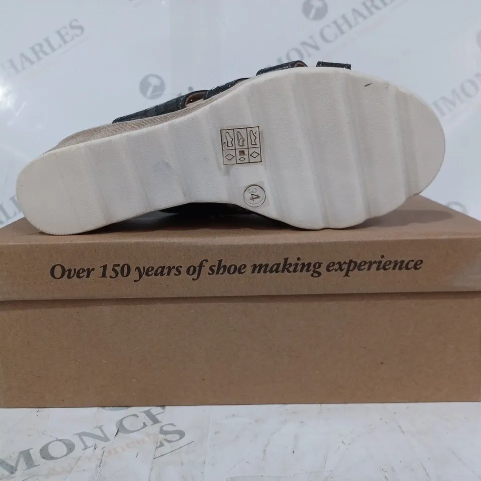 BOXED PAIR OF CUSHION-WALK OPEN TOE WEDGE SANDLANS IN PEWTER COLOUR SIZE 4
