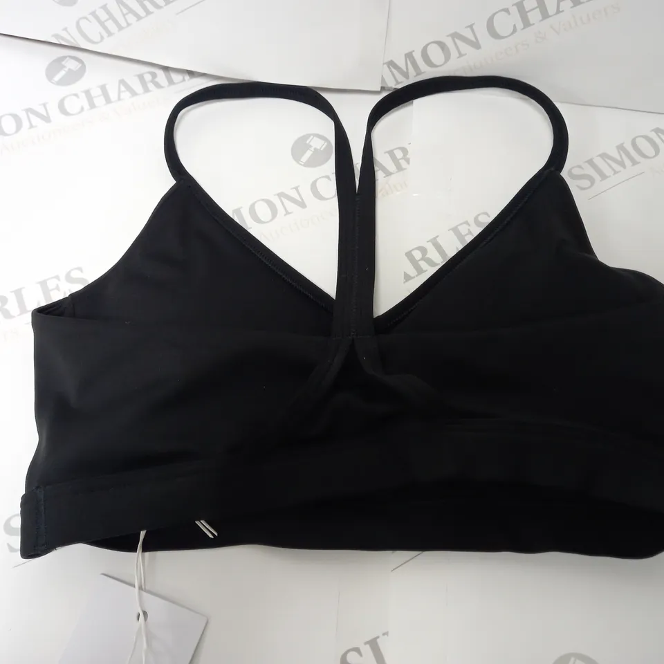 GYMSHARK V-NECK SPORTS BRA IN BLACK - SMALL