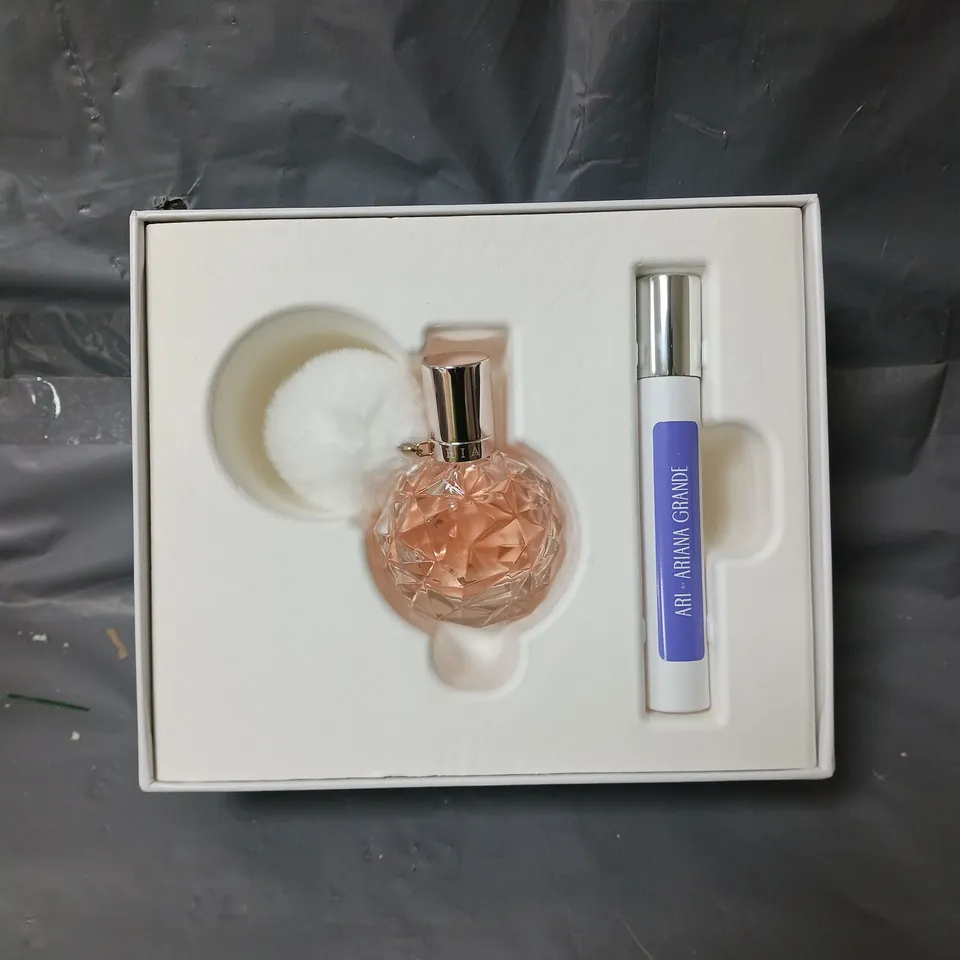 ARIANA GRANDE CLOUD EAU DE PARFUM SET