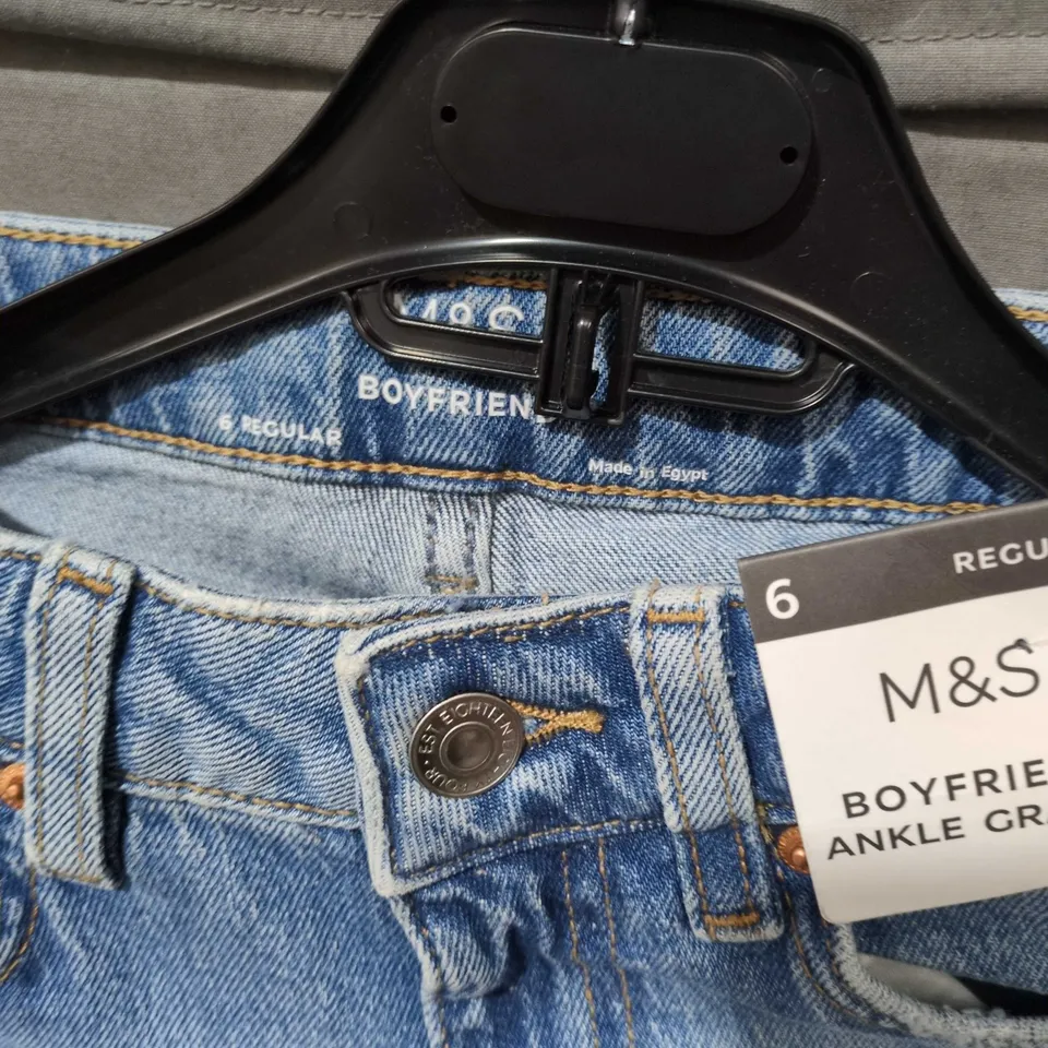 UK 6 M&S WOMEN’S BOYFRIEND ANKLE GRAZER JEANS – REGULAR