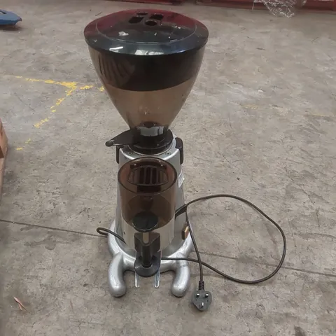 COMMERCIAL COFFEE GRINDER